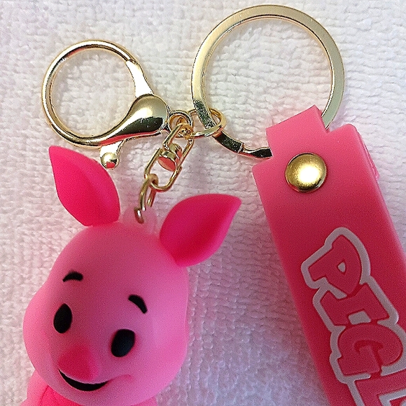 Piglet Keychain Wristlet Design Clip On - Picture 4 of 4